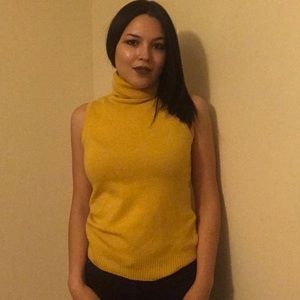 100% Cashmere turtleneck sweater